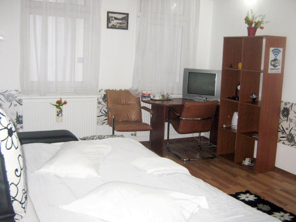 Casa Piata Sfatului Apartment บราชอฟ ภายนอก รูปภาพ