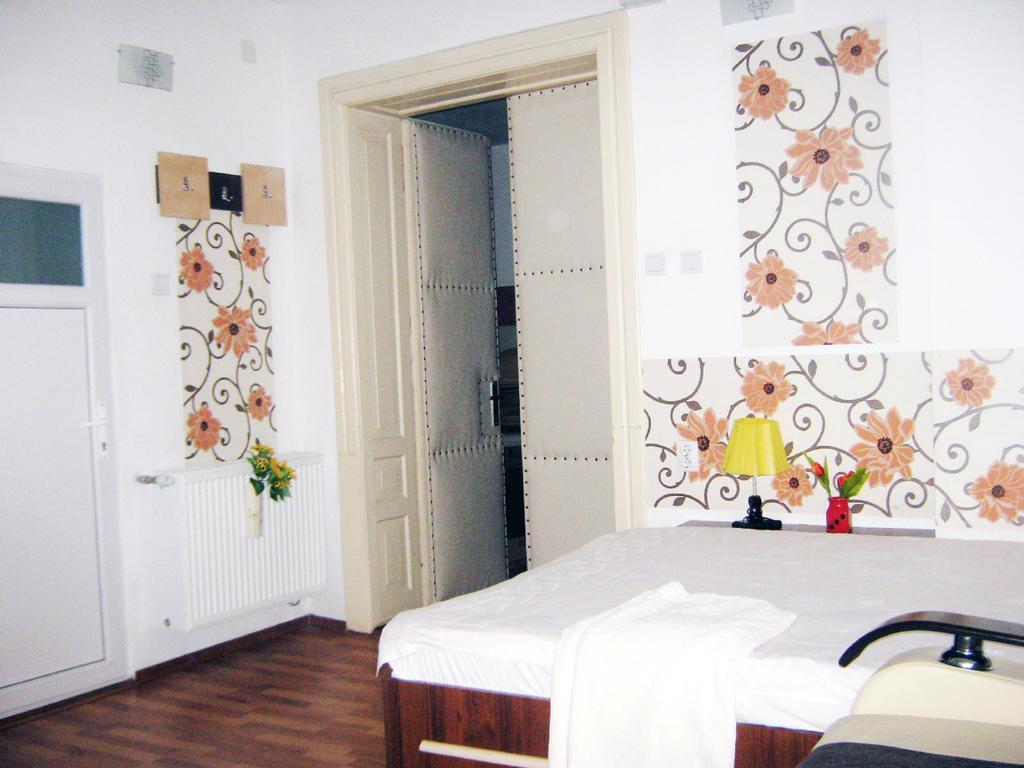Casa Piata Sfatului Apartment บราชอฟ ภายนอก รูปภาพ