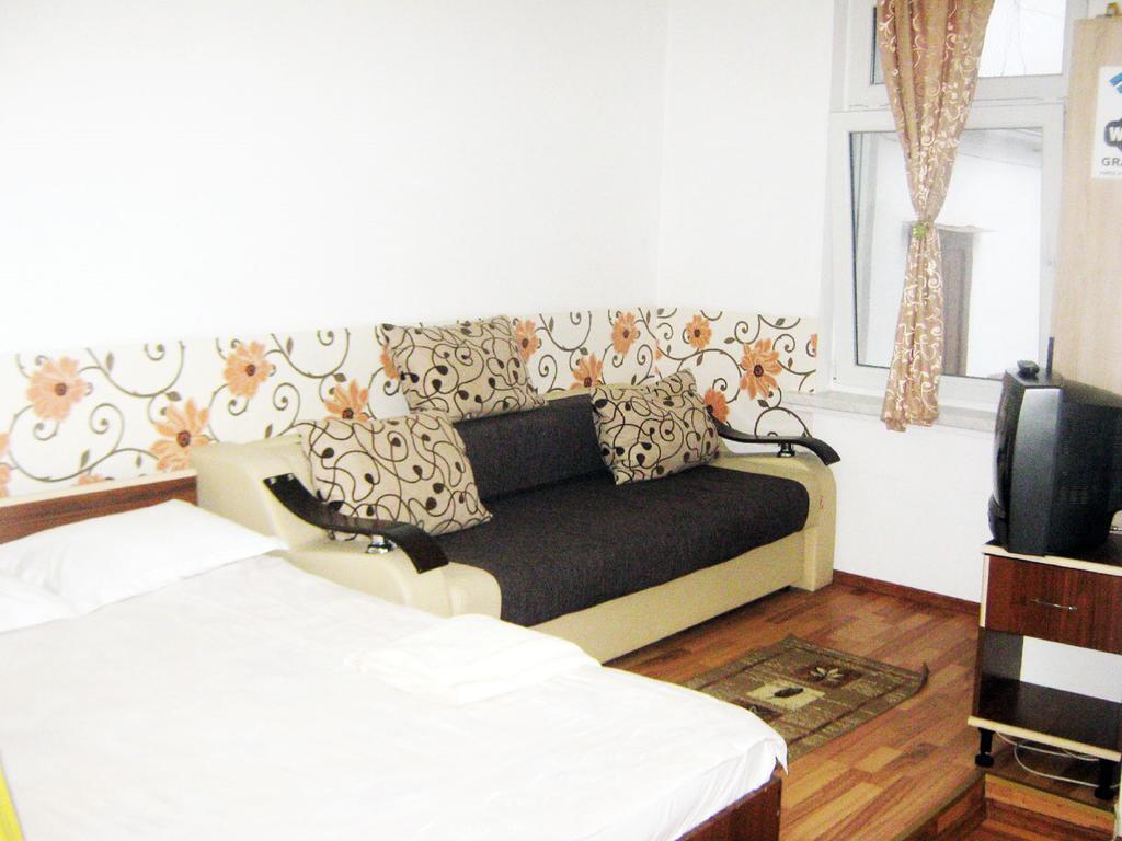 Casa Piata Sfatului Apartment บราชอฟ ภายนอก รูปภาพ