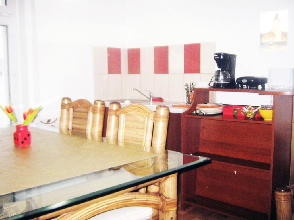 Casa Piata Sfatului Apartment บราชอฟ ภายนอก รูปภาพ