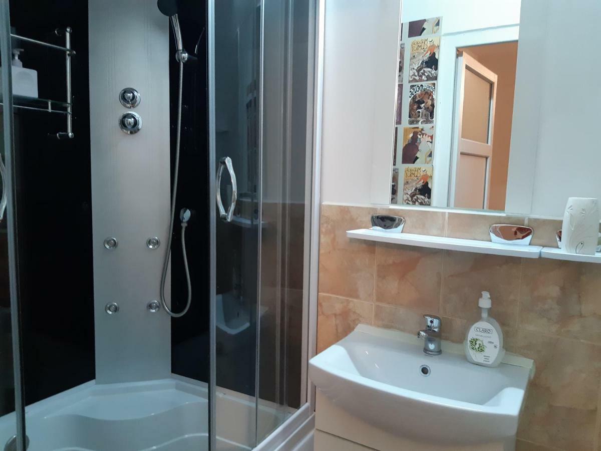Casa Piata Sfatului Apartment บราชอฟ ภายนอก รูปภาพ
